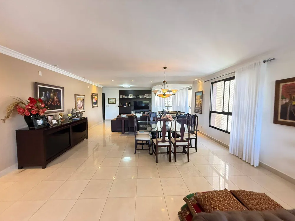 Apartamento, 4 quartos, 213 m² - Foto 11