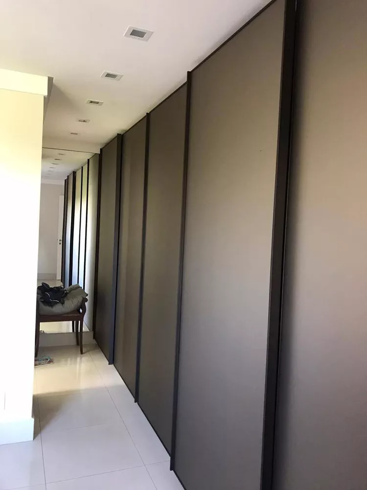 Apartamento à venda com 4 quartos, 208m² - Foto 3