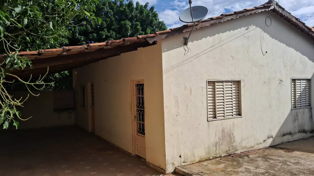 Casa à venda com 2 quartos, 360m² - Foto 4