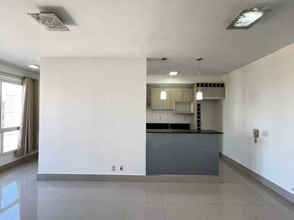 Apartamento à venda com 2 quartos, 65m² - Foto 4