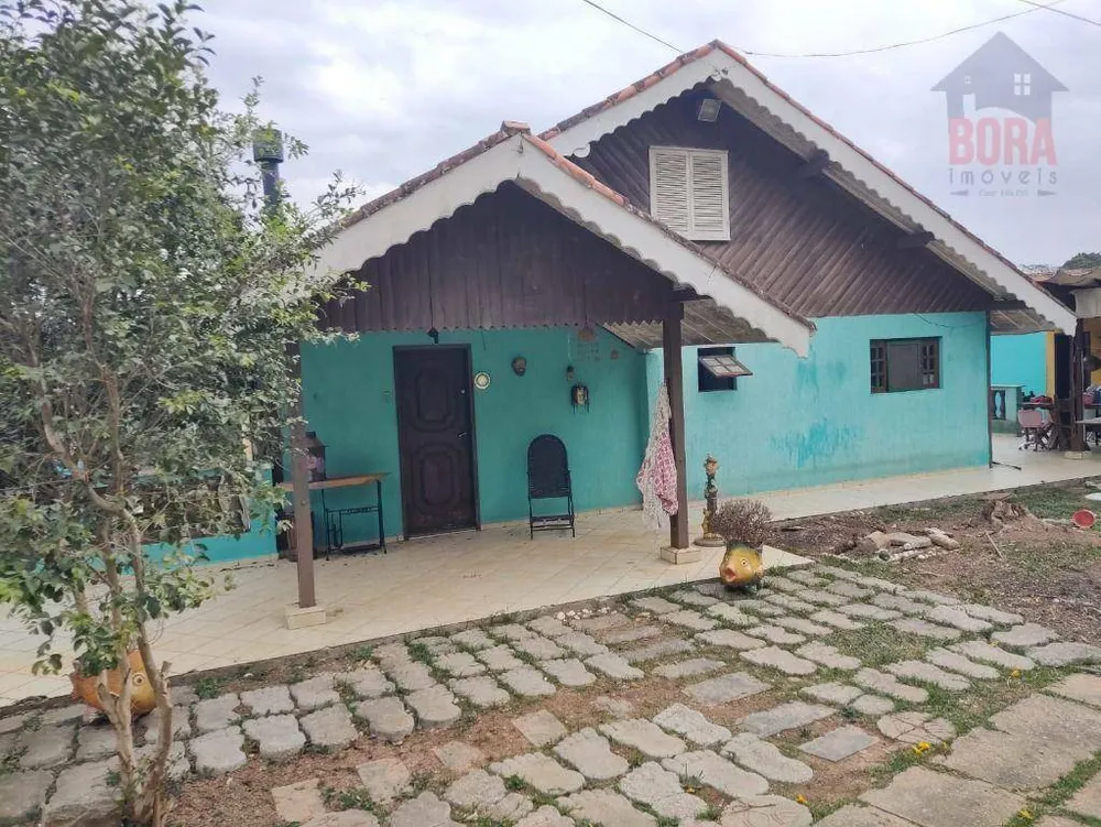 Chácara, 3 quartos, 2656 m² - Foto 1