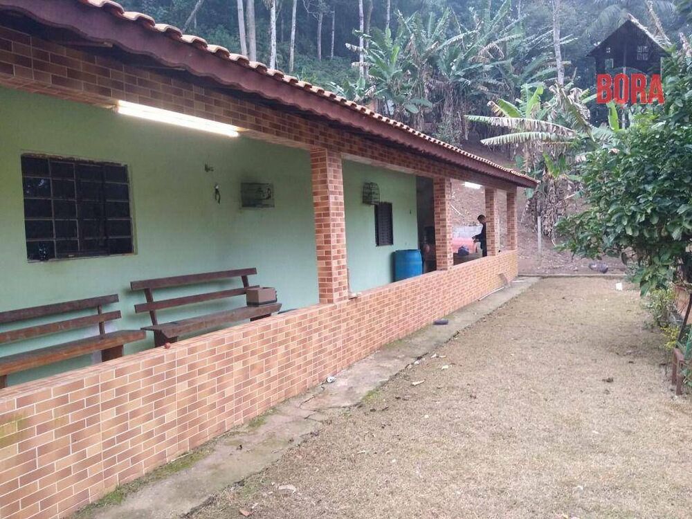 Chácara à venda com 1 quarto, 65m² - Foto 1