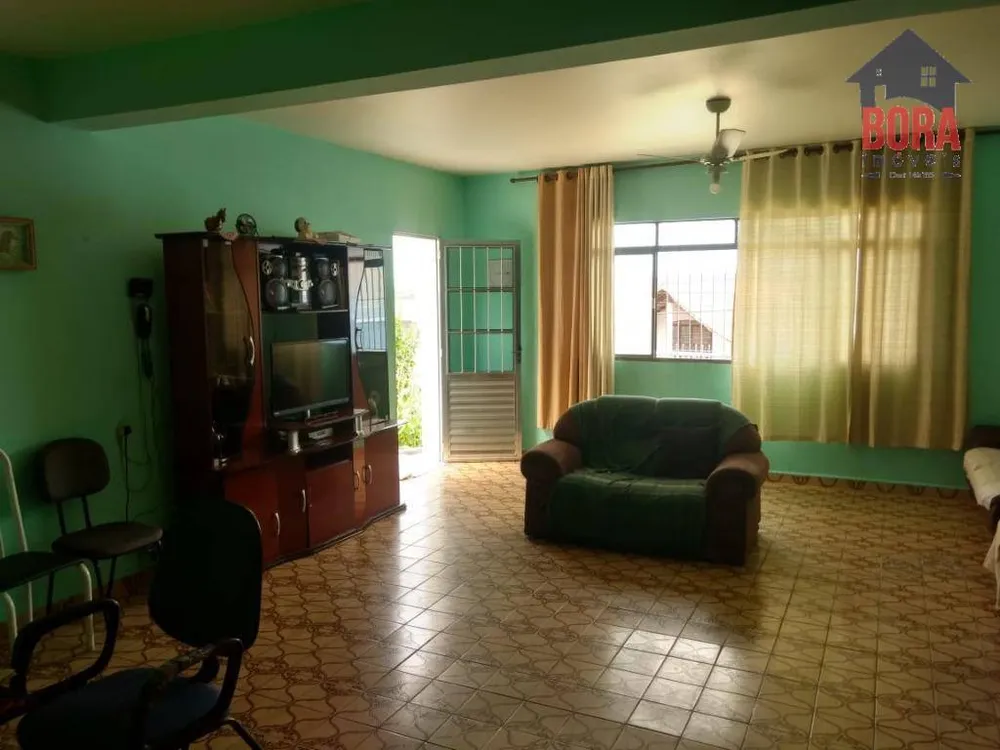 Casa, 4 quartos, 175 m² - Foto 2