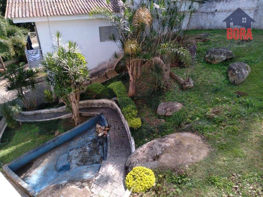 Chácara à venda com 8 quartos, 459m² - Foto 15
