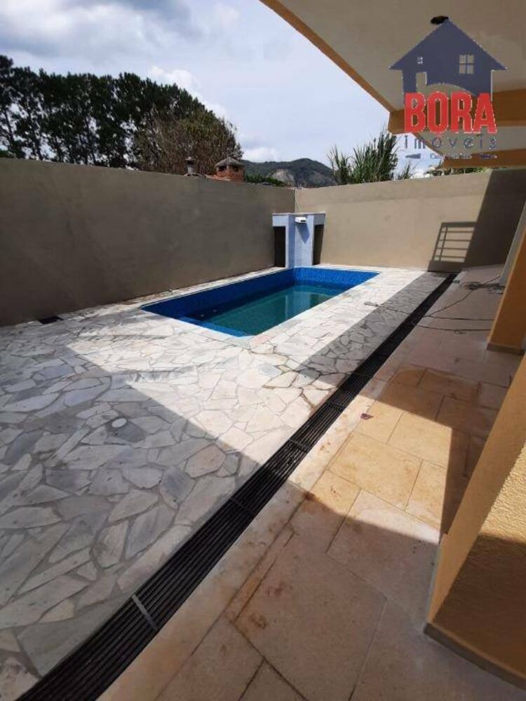 Casa à venda com 3 quartos, 120m² - Foto 4