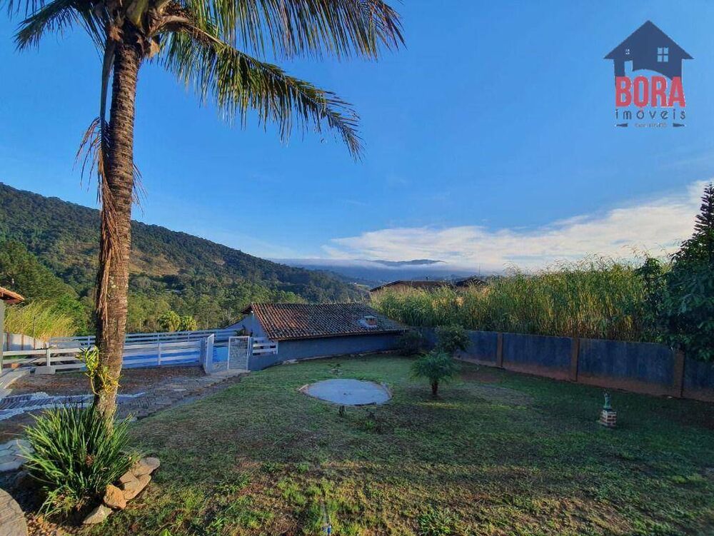 Chácara, 3 quartos, 1495 m² - Foto 2