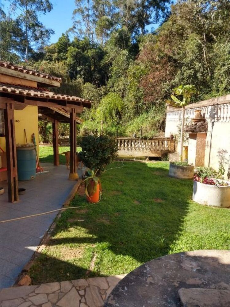 Chácara, 3 quartos, 1375 m² - Foto 2