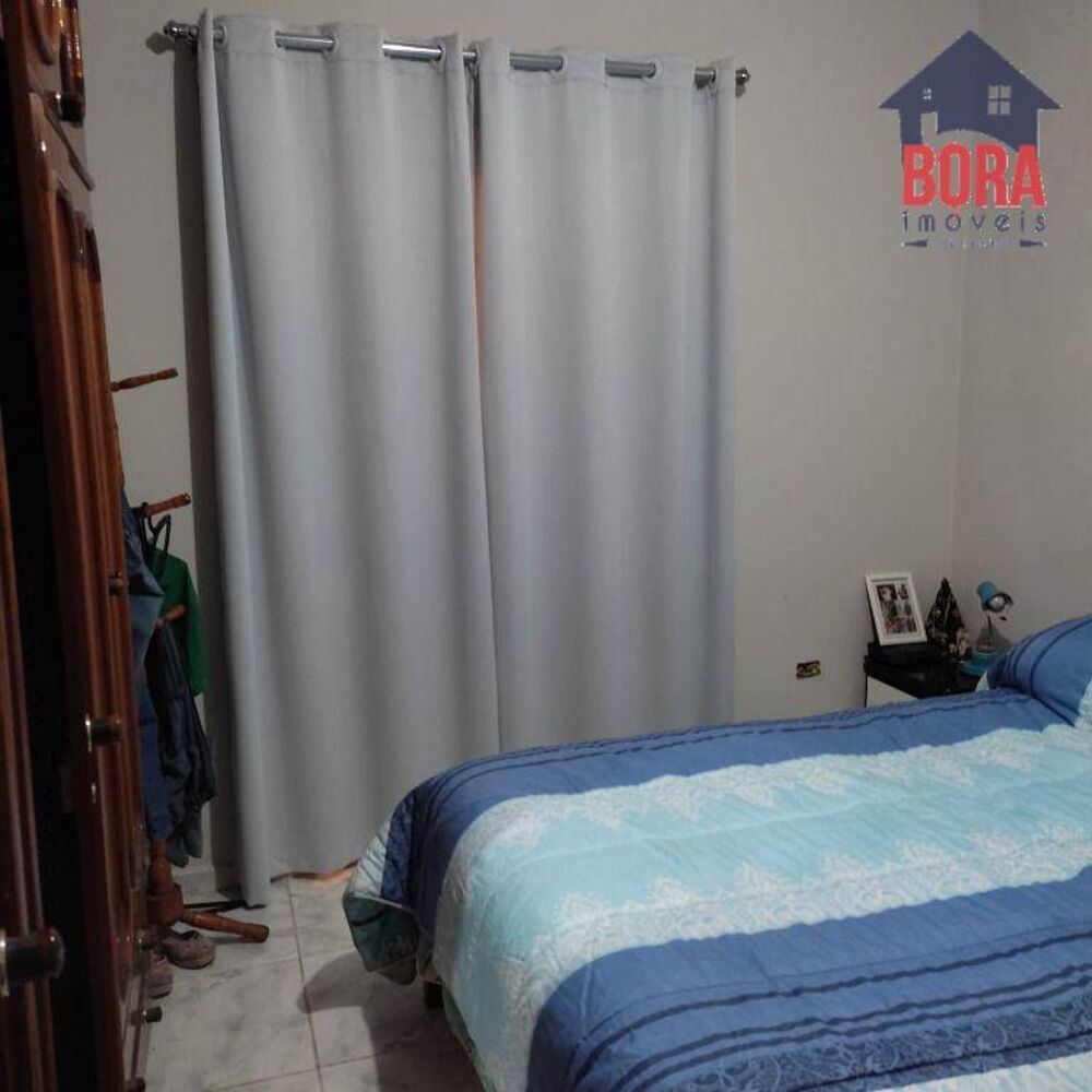 Casa à venda com 2 quartos, 105m² - Foto 3
