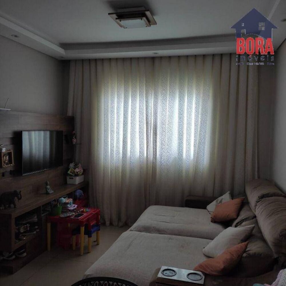 Casa à venda com 2 quartos, 105m² - Foto 2
