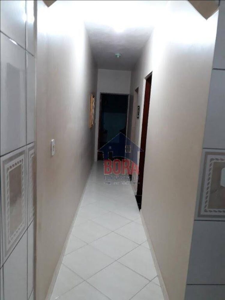 Casa à venda com 2 quartos, 400m² - Foto 1