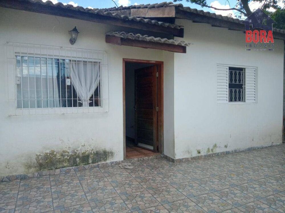 Casa à venda com 2 quartos, 60m² - Foto 3