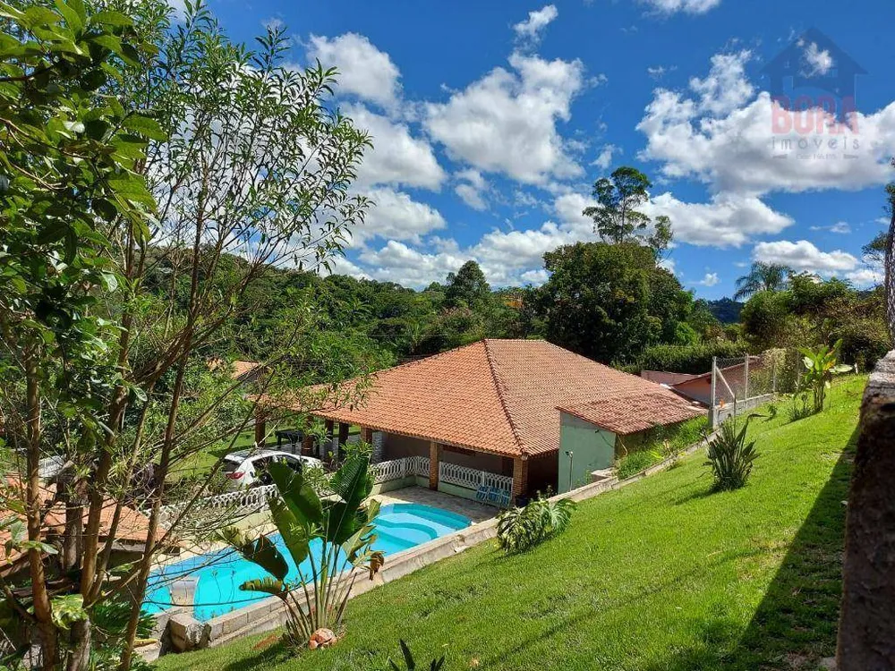 Chácara, 4 quartos, 2000 m² - Foto 1