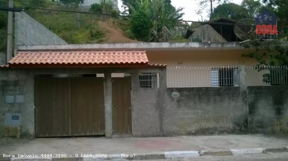 Casa à venda com 4 quartos, 630M2 - Foto 1