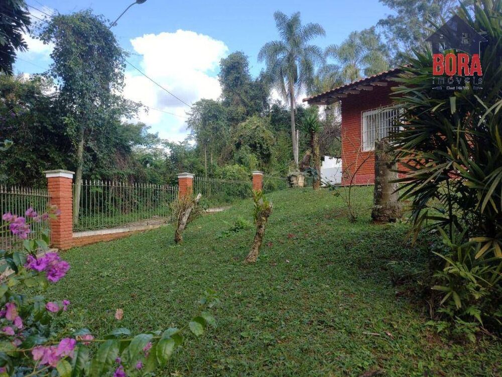 Chácara à venda com 3 quartos, 271m² - Foto 22