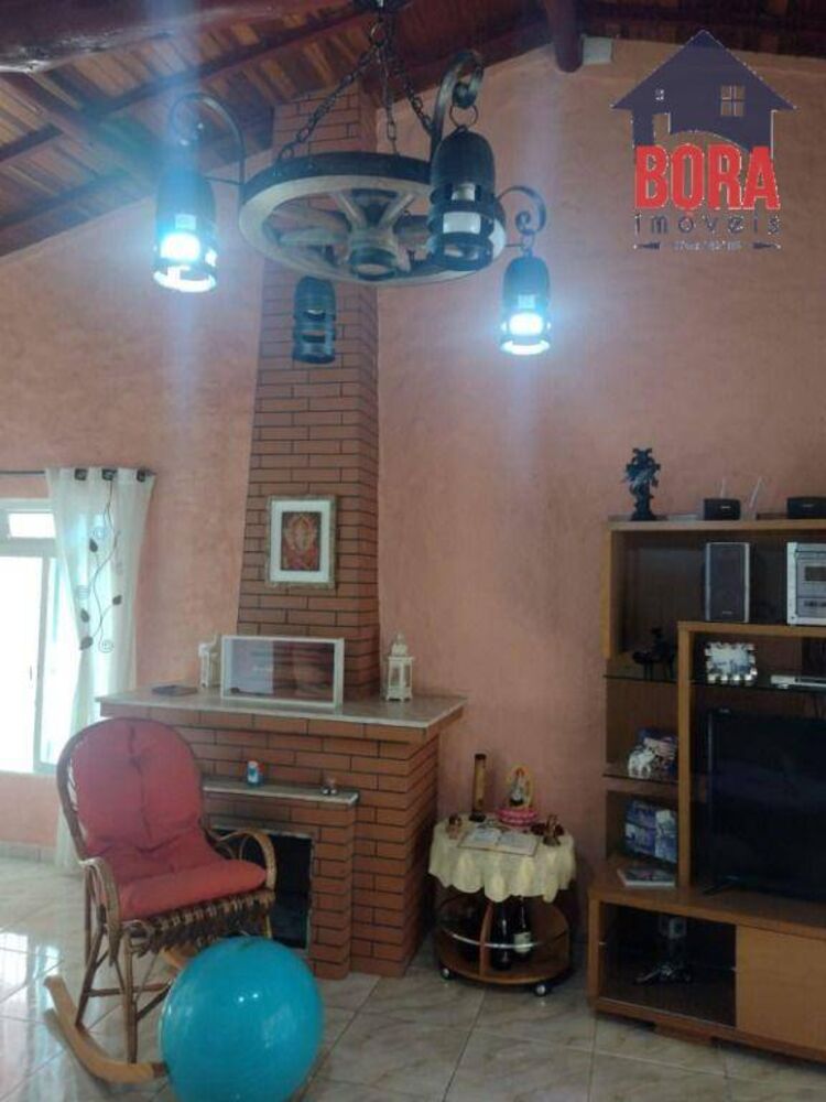 Chácara à venda com 3 quartos, 271m² - Foto 18