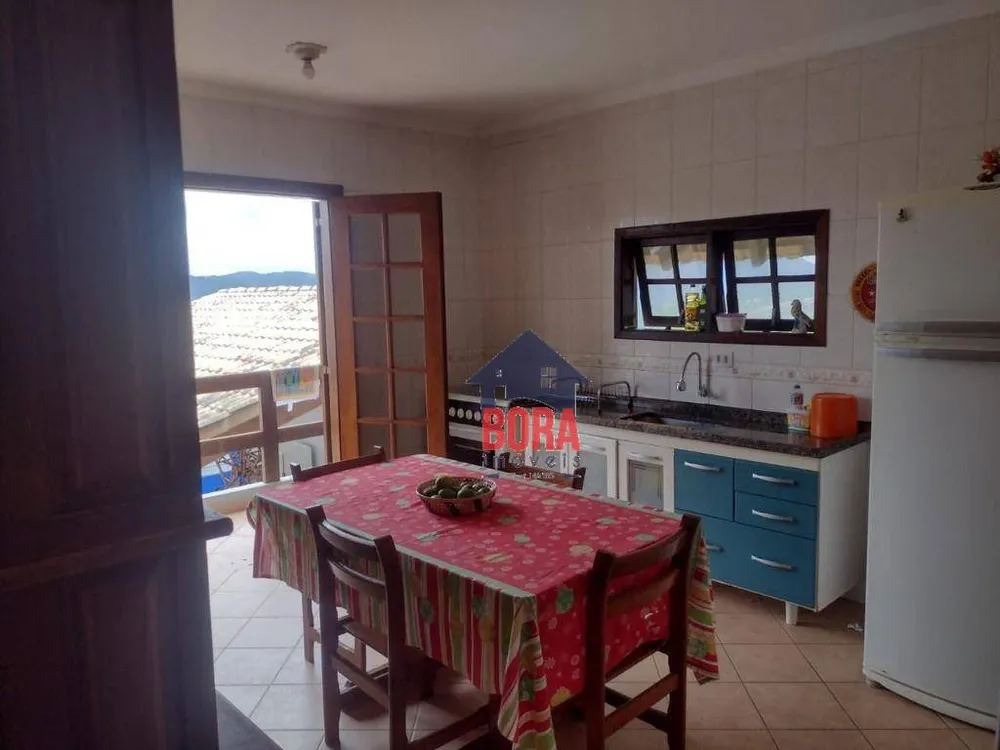 Casa, 3 quartos, 200 m² - Foto 6