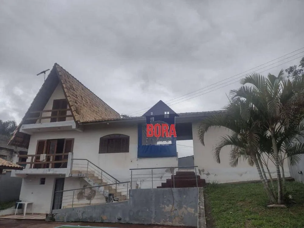 Casa, 3 quartos, 200 m² - Foto 1