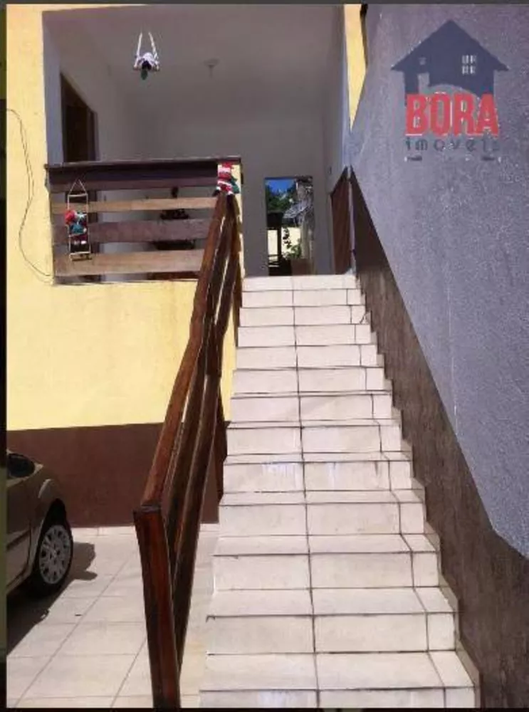 Casa à venda com 4 quartos, 150m² - Foto 2