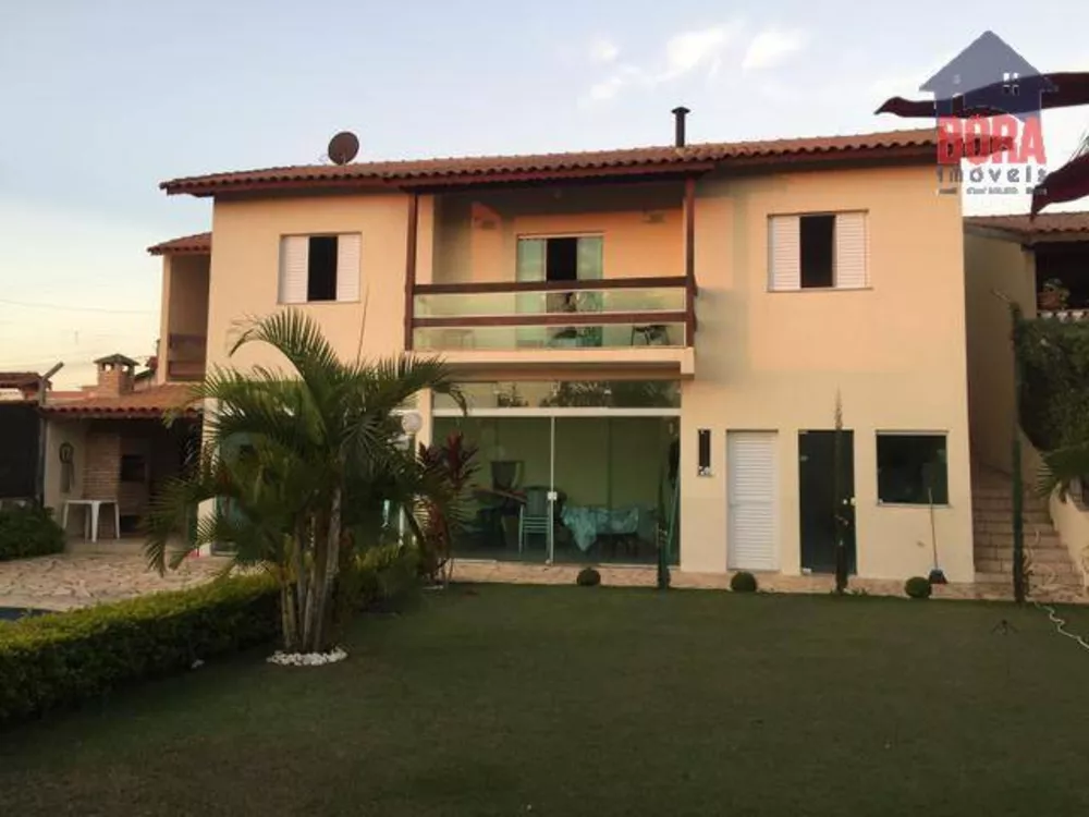 Casa à venda com 3 quartos, 348m² - Foto 2