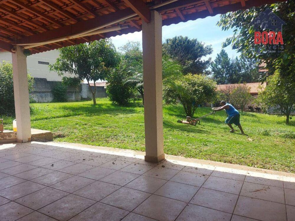 Chácara, 3 quartos, 1500 m² - Foto 1