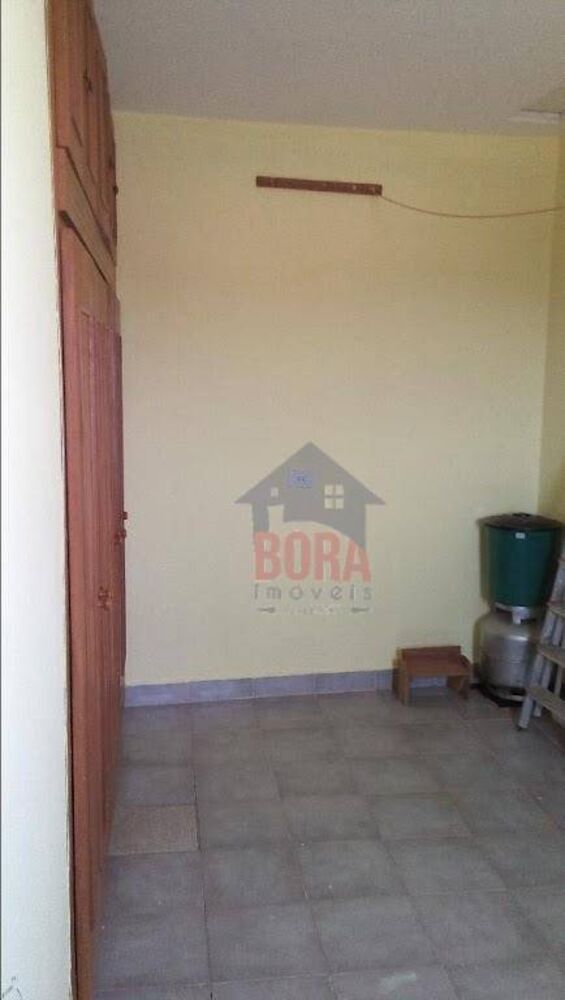 Casa à venda com 2 quartos, 178m² - Foto 10