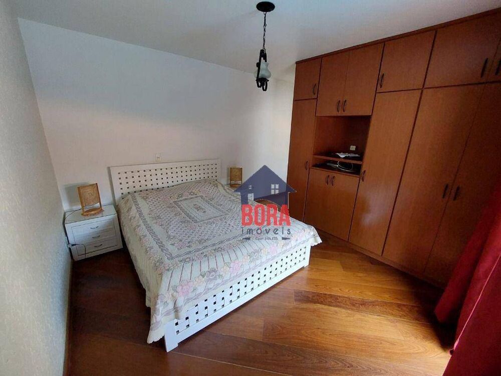 Casa à venda e aluguel com 3 quartos, 500m² - Foto 2