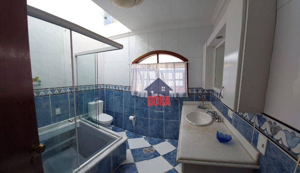 Casa à venda e aluguel com 3 quartos, 500m² - Foto 3