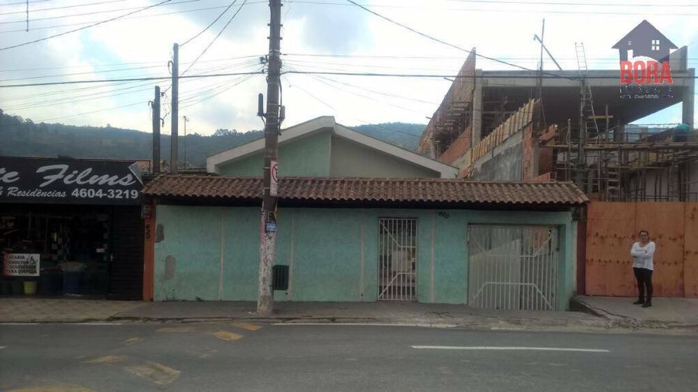Casa, 1 quarto, 250 m² - Foto 2