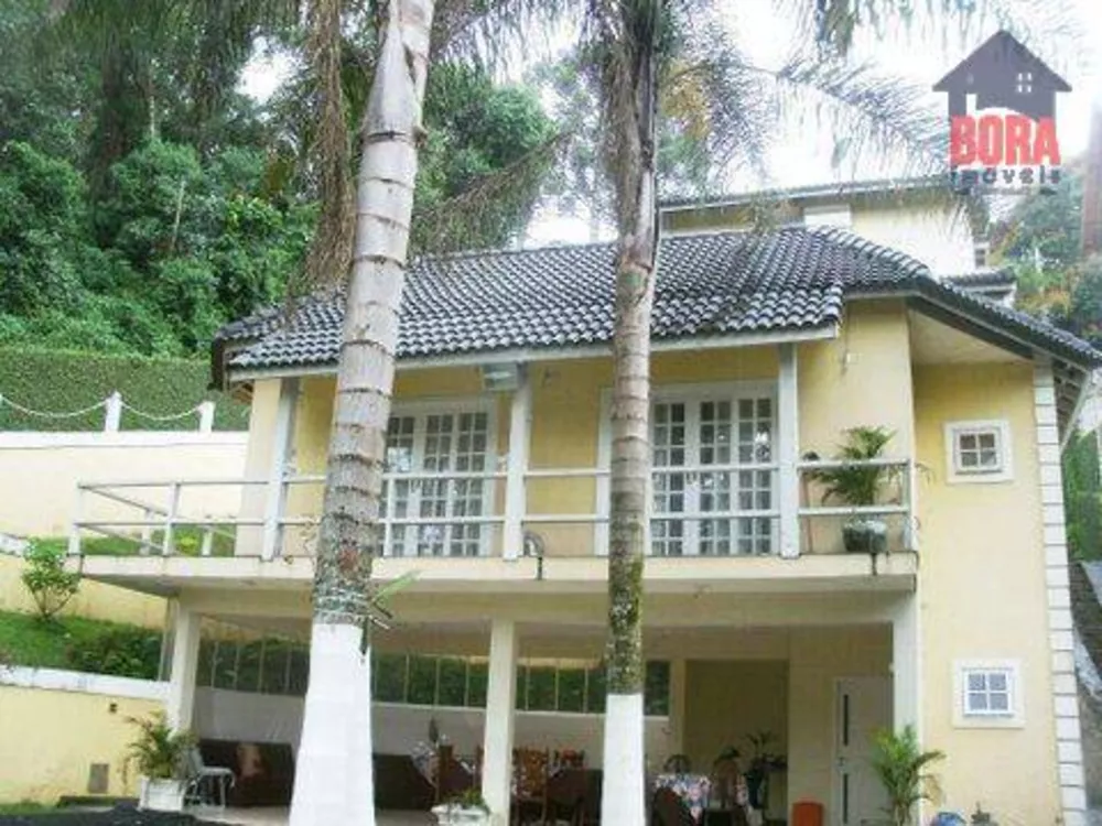 Casa de Condomínio à venda com 4 quartos, 320m² - Foto 1