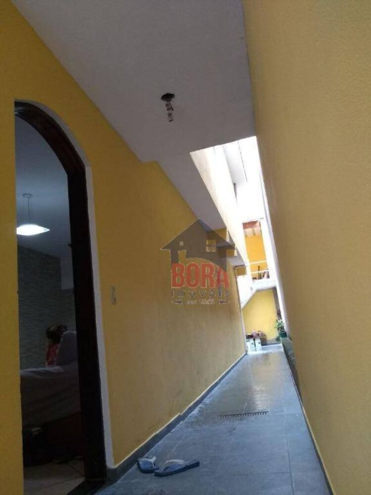 Sobrado à venda com 2 quartos, 169m² - Foto 4