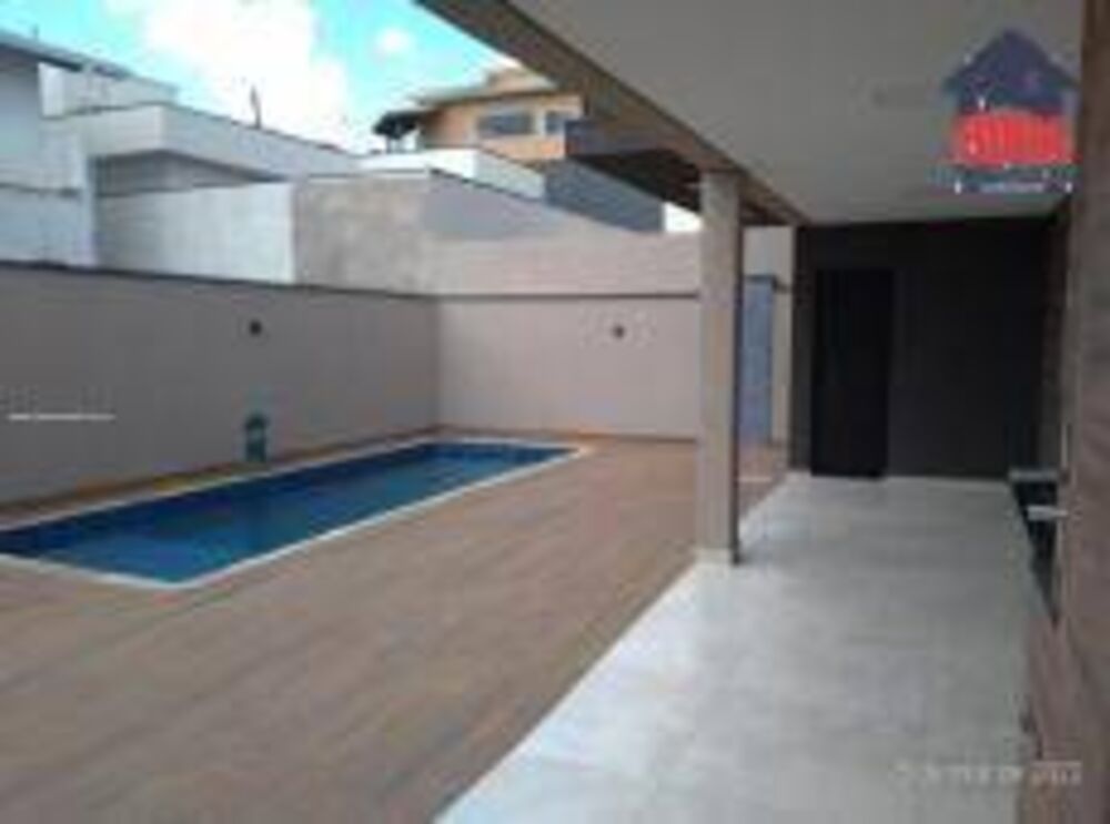 Casa, 3 quartos, 226 m² - Foto 2
