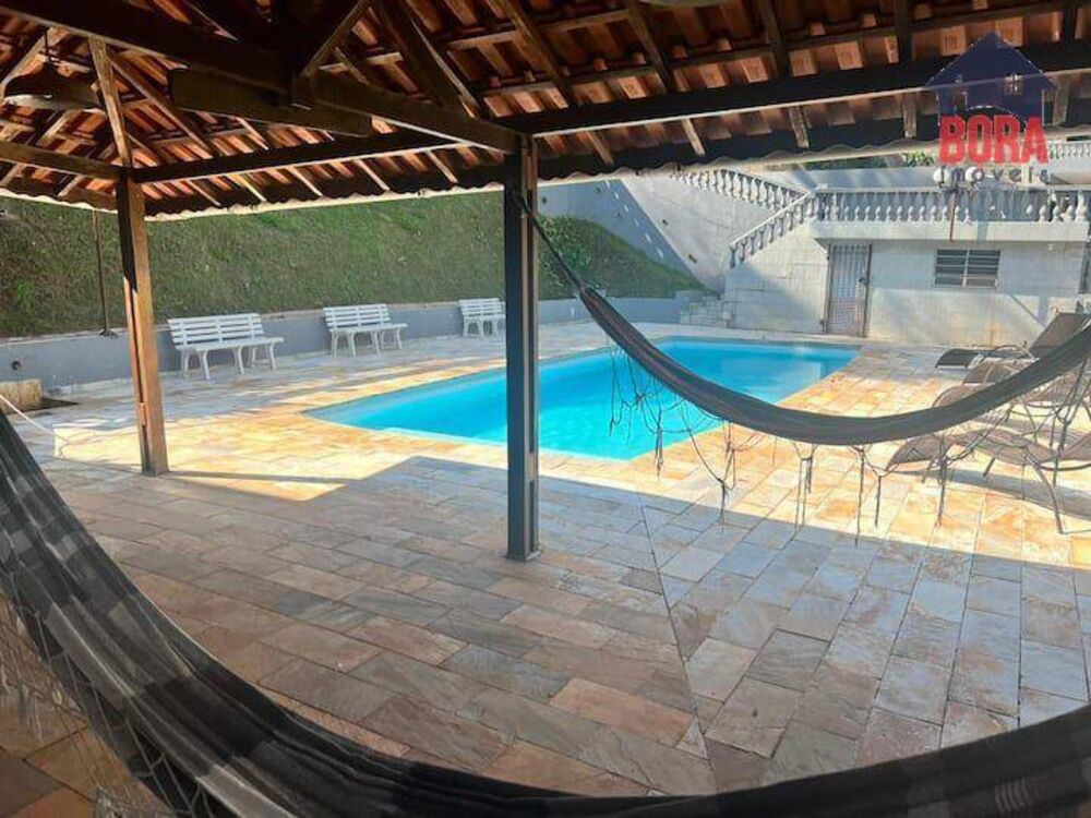 Chácara à venda e aluguel com 5 quartos, 300m² - Foto 1