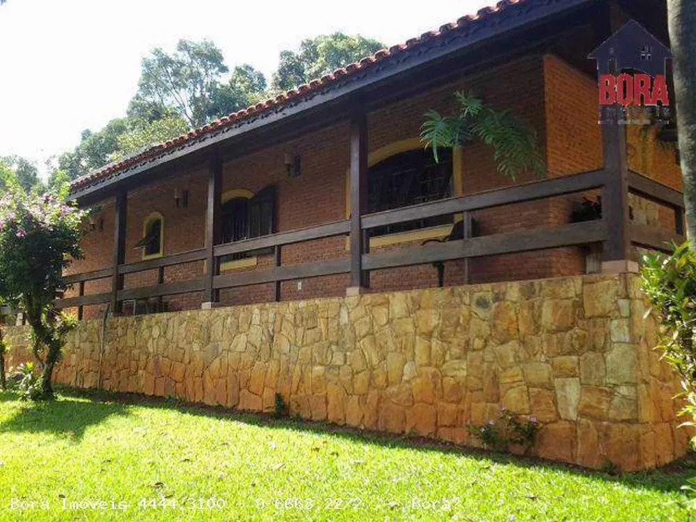 Chácara à venda com 5 quartos, 440m² - Foto 4