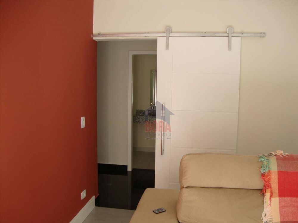 Casa à venda com 3 quartos, 200m² - Foto 4