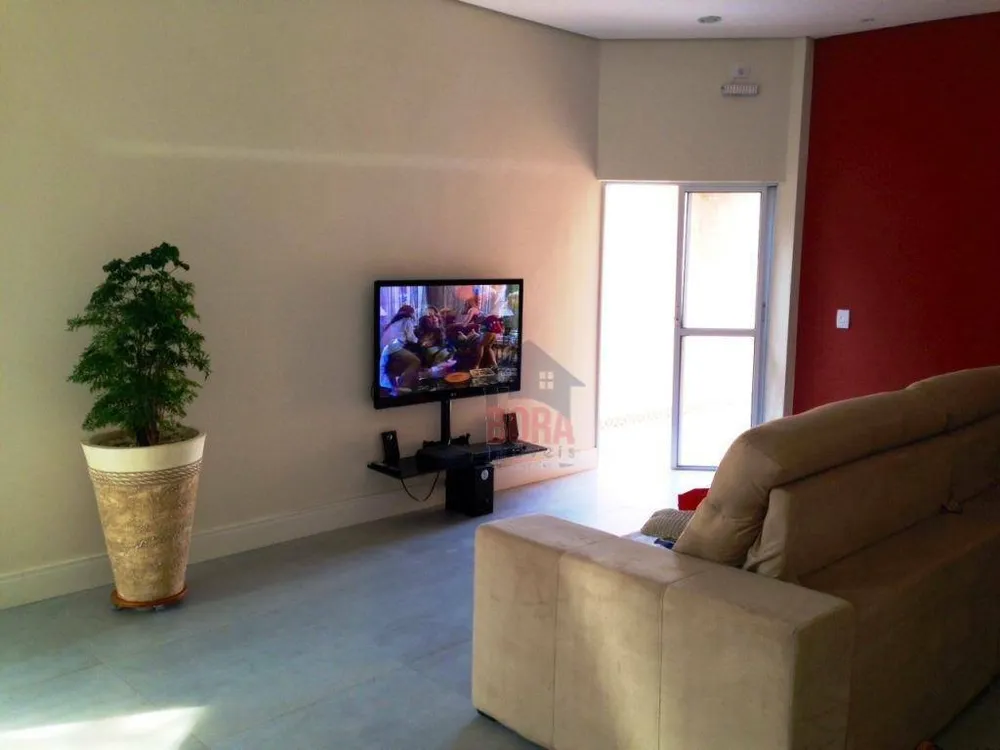 Casa, 3 quartos, 200 m² - Foto 14