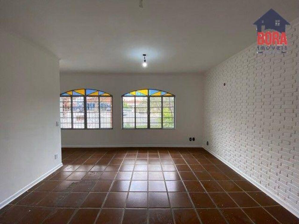Casa, 3 quartos, 173 m² - Foto 1