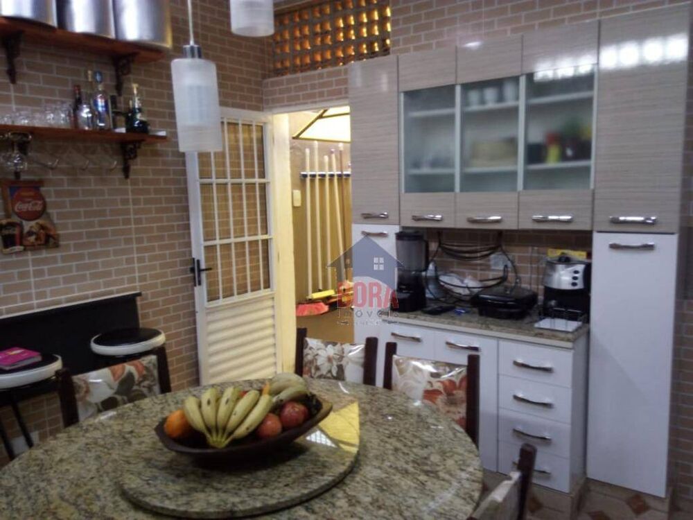 Casa, 3 quartos, 187 m² - Foto 4