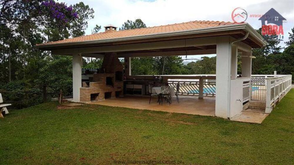 Casa à venda com 4 quartos, 230m² - Foto 5