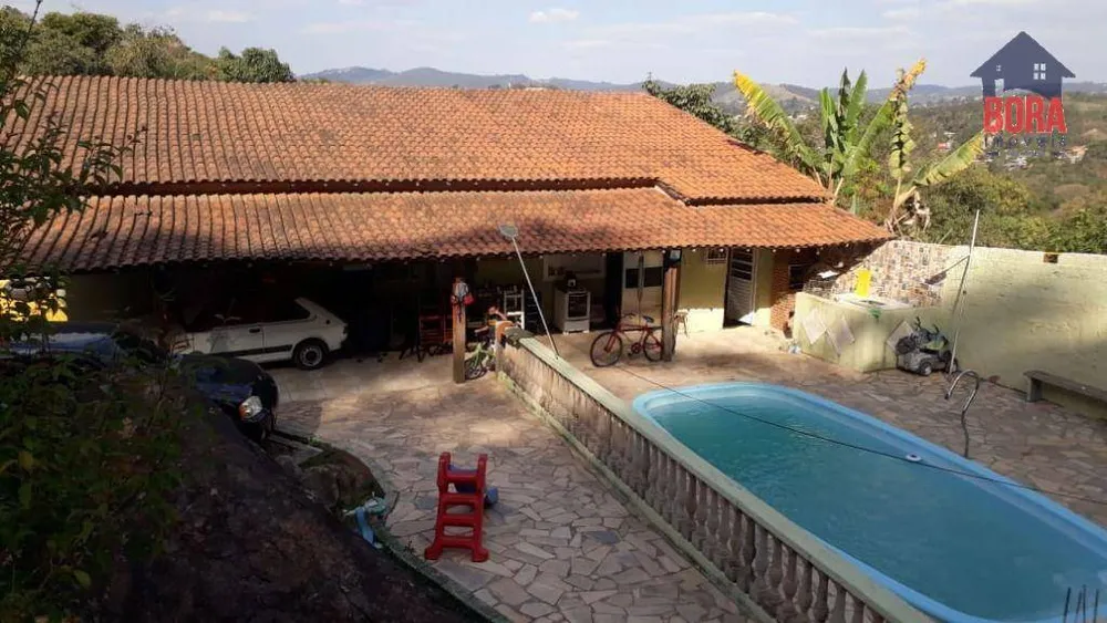 Chácara, 5 quartos, 1320 m² - Foto 1