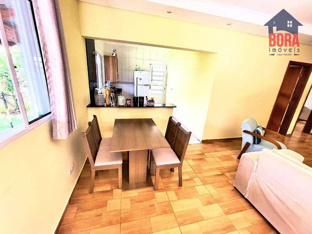 Chácara à venda com 3 quartos, 150m² - Foto 1