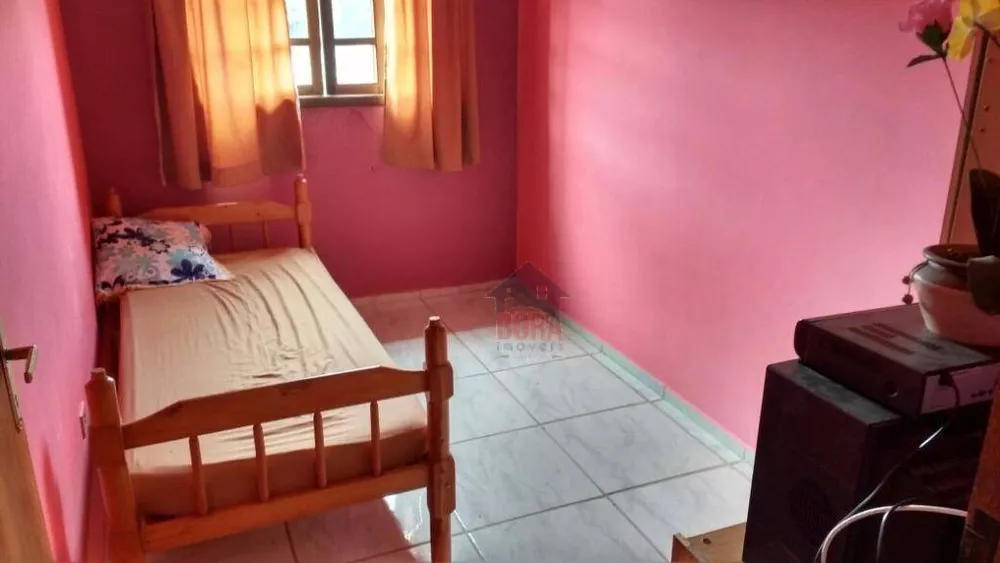 Chácara à venda com 5 quartos, 350m² - Foto 4