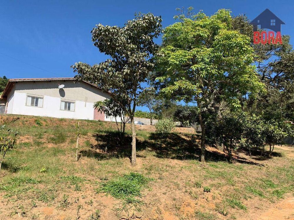 Chácara à venda com 3 quartos, 170m² - Foto 2