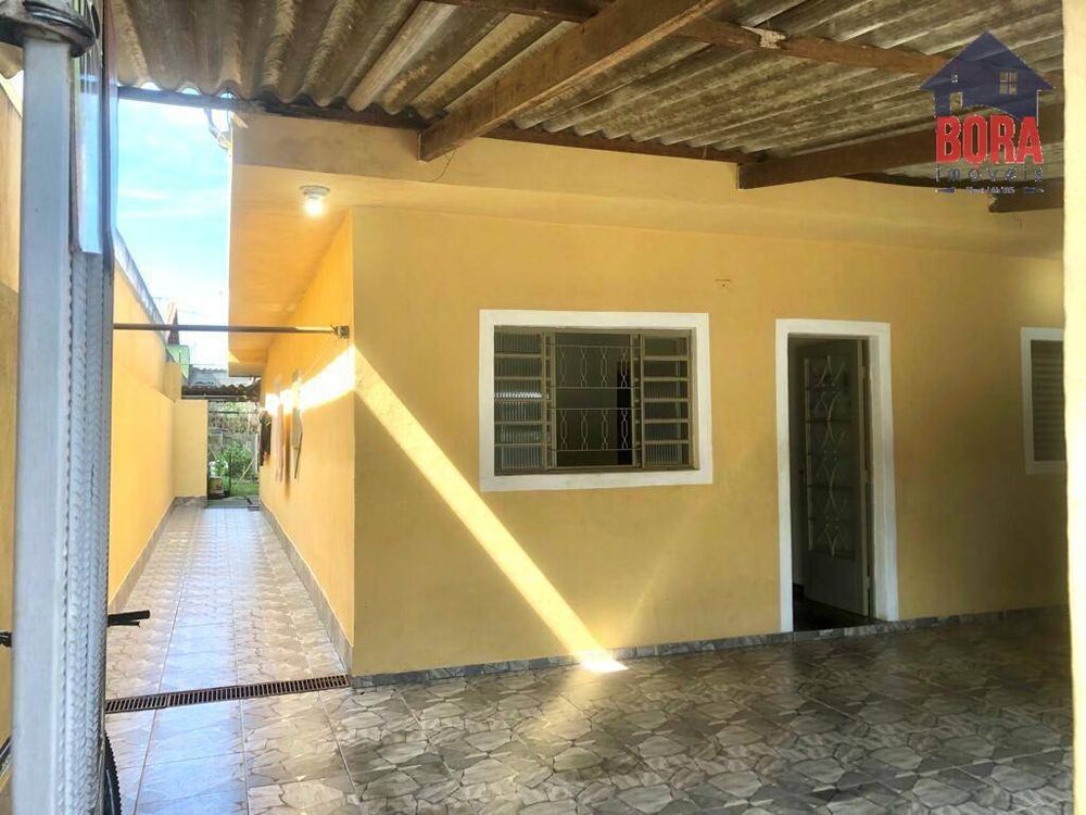 Casa, 3 quartos, 132 m² - Foto 1