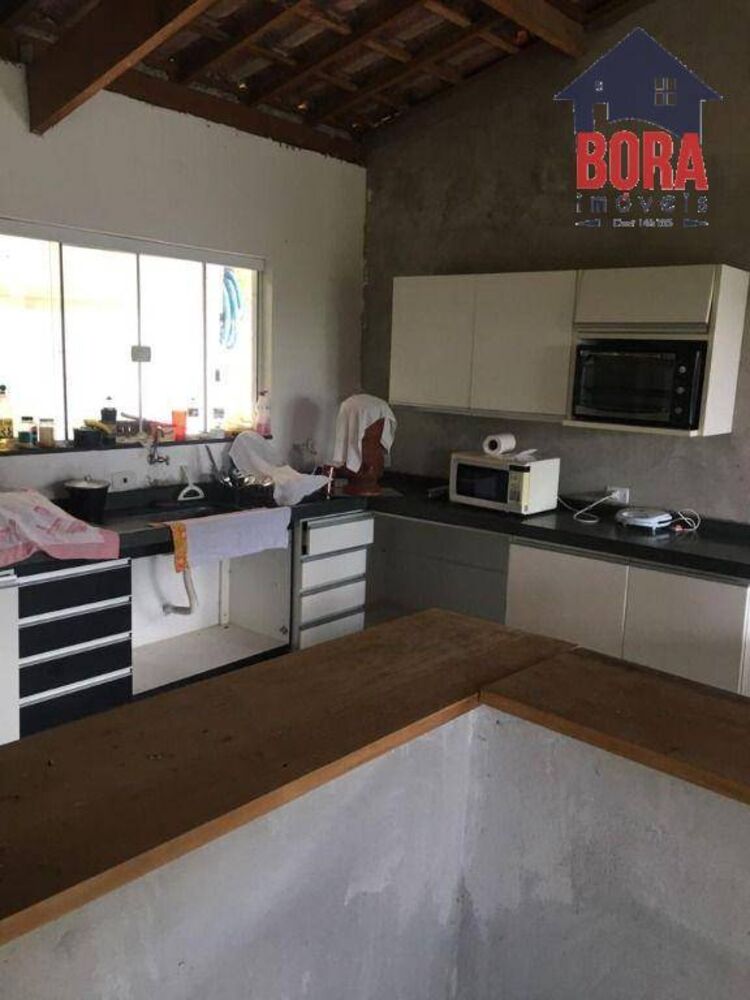 Chácara à venda com 3 quartos, 300m² - Foto 4
