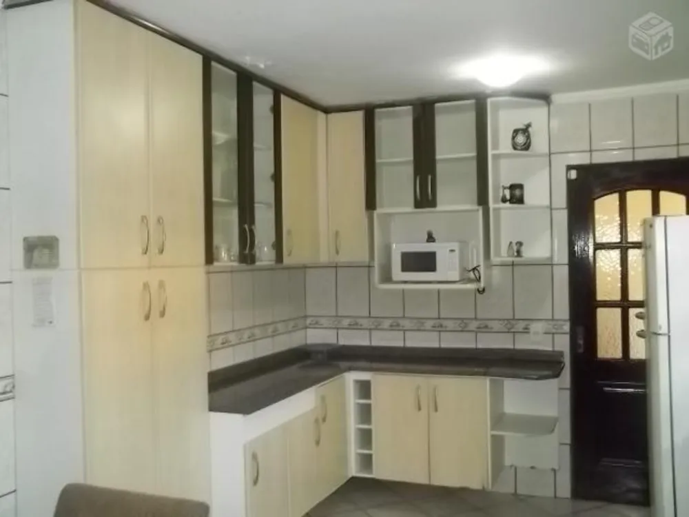 Casa, 3 quartos, 240 m² - Foto 9
