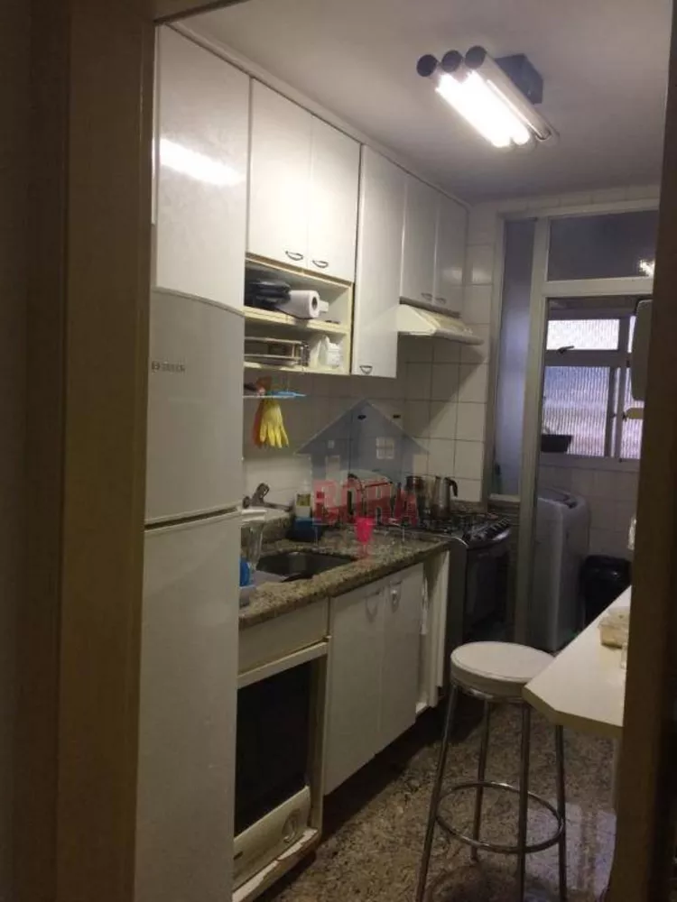 Apartamento à venda com 3 quartos, 78m² - Foto 2