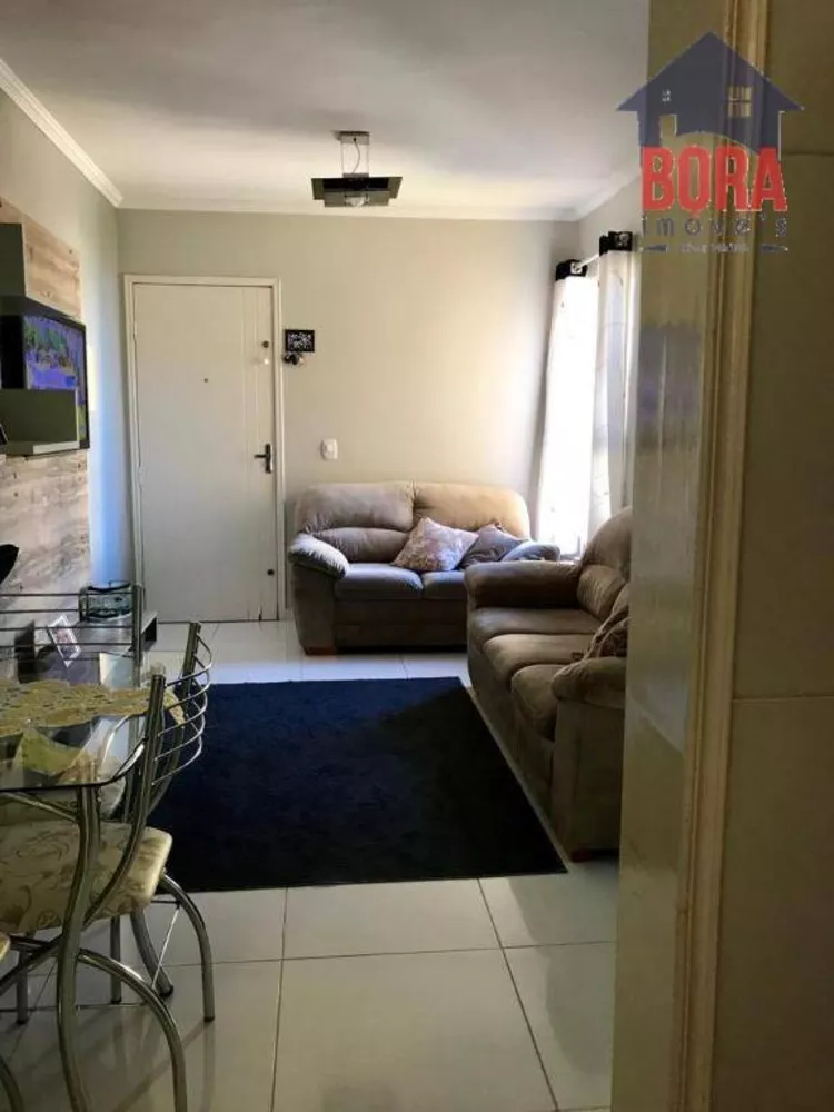 Apartamento à venda com 2 quartos, 45m² - Foto 2