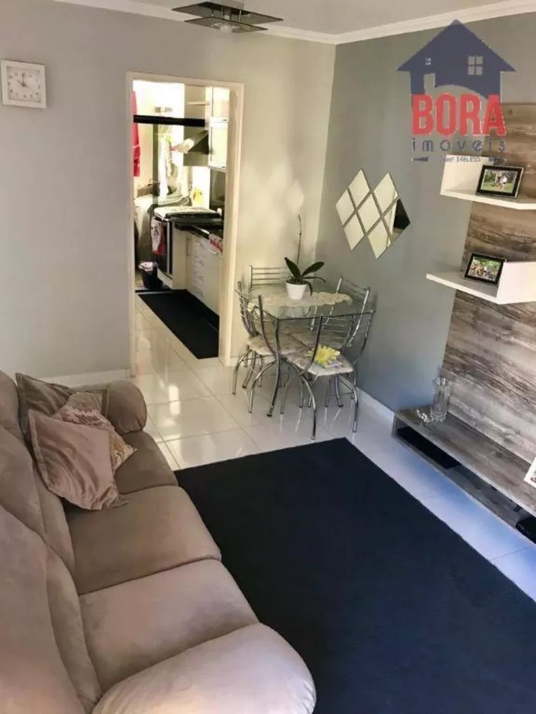 Apartamento à venda com 2 quartos, 45m² - Foto 1