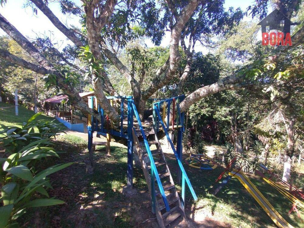 Chácara à venda com 4 quartos, 200m² - Foto 13