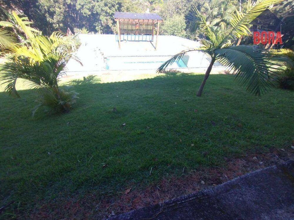 Chácara à venda com 4 quartos, 200m² - Foto 9